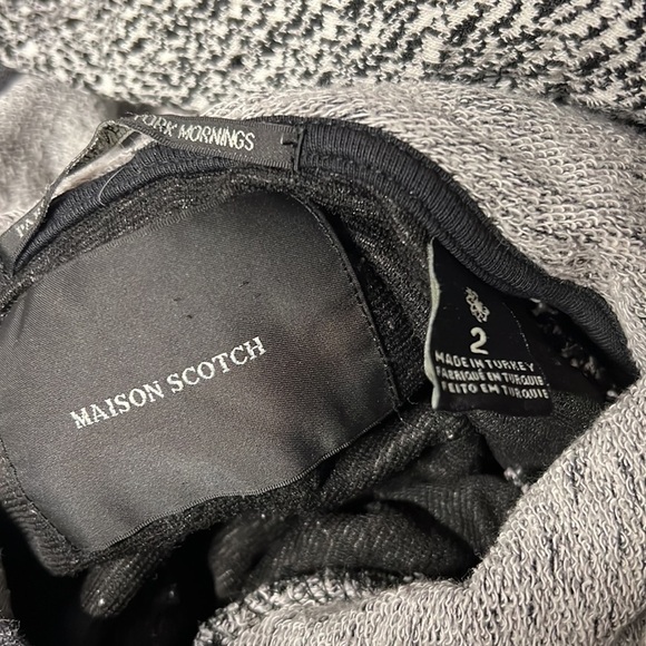 Maison Scoth- Home Alone Double Hoodie Size 2 - Picture 7 of 7